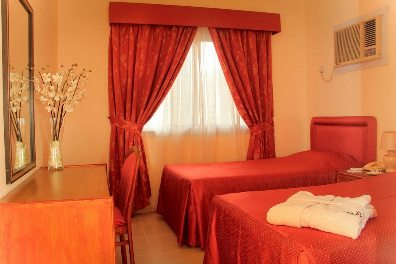Nova Park Hotel Šardžá Exteriér fotografie